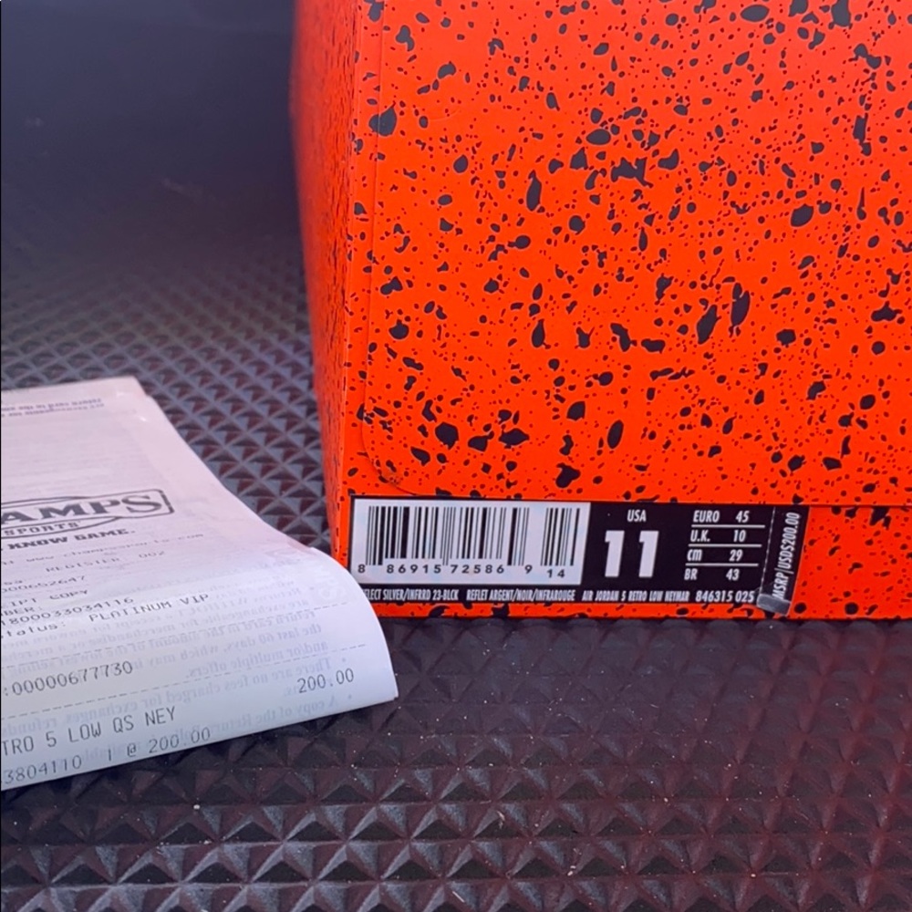 Air Jordan 5 Retro Low‎ - Neymar - Picture 10 of 11